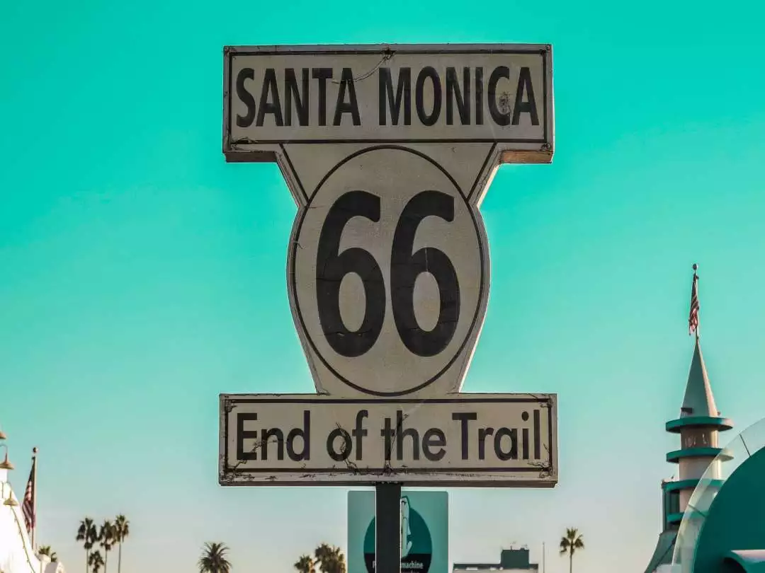 Santa Monica Landmark image by nextvoyage from Pixabay
