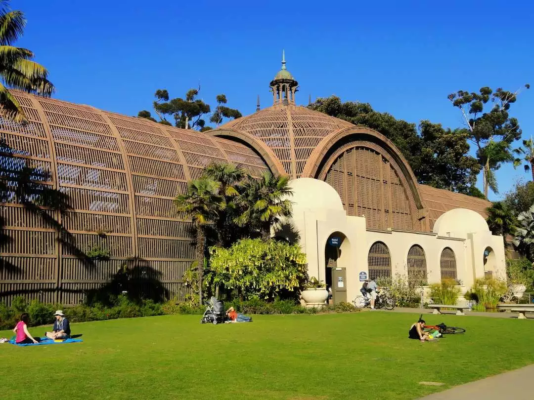Balboa Park San Diego image by David Mark from Pixabay