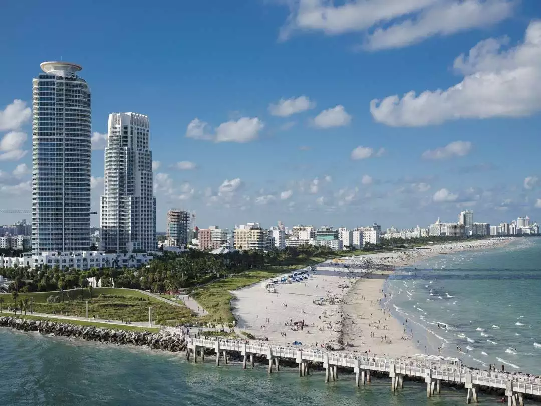 Miami Beach Waterfront image by tammon from Pixabay