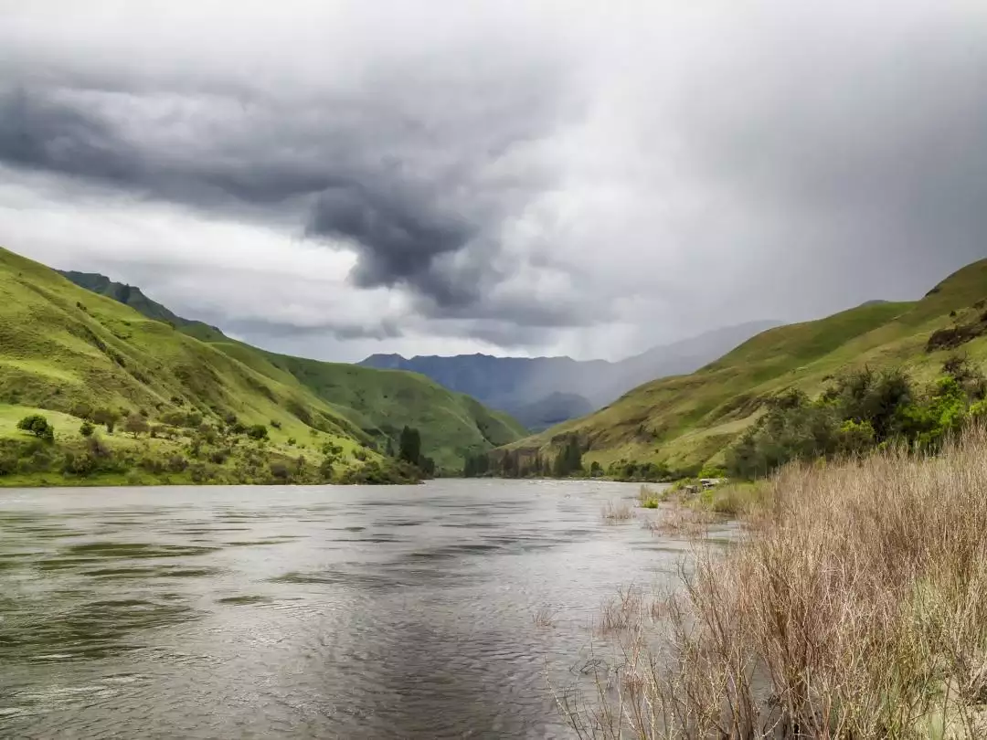 Salmon River Idaho image by Jim Black from Pixabay