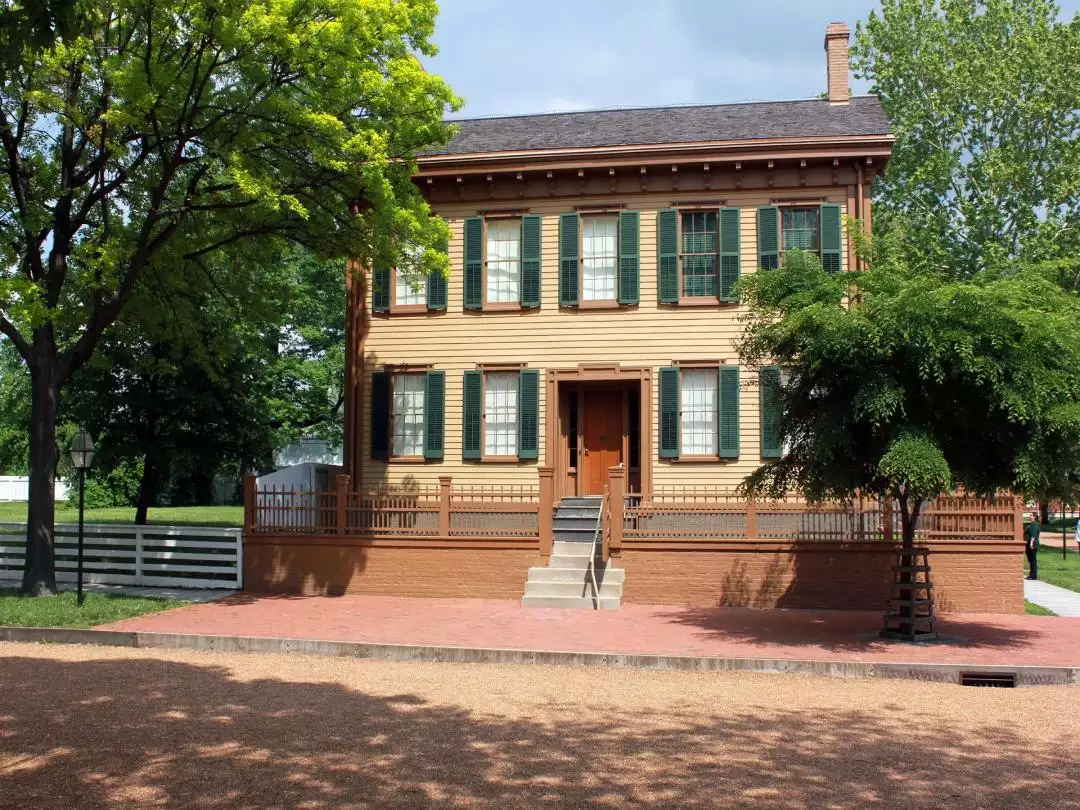 Abraham Lincoln House Illinois image by Yinan Chen from Pixabay