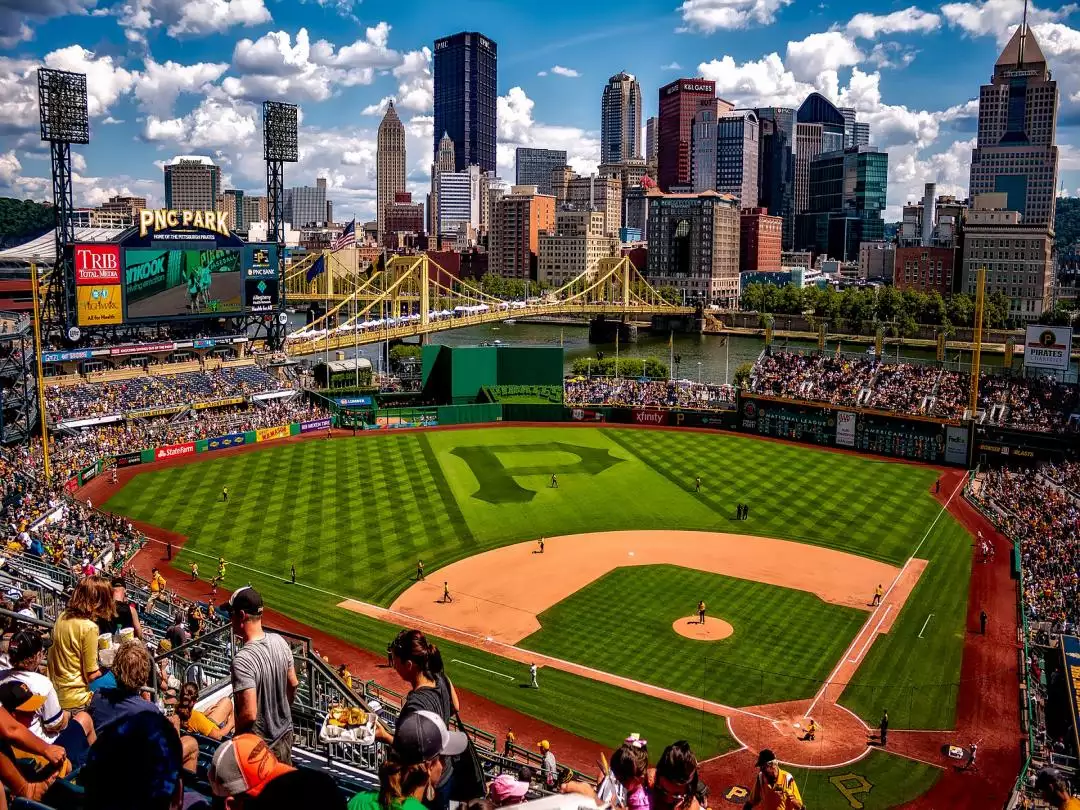 PNC Park Pittsburgh image by David Mark from Pixabay