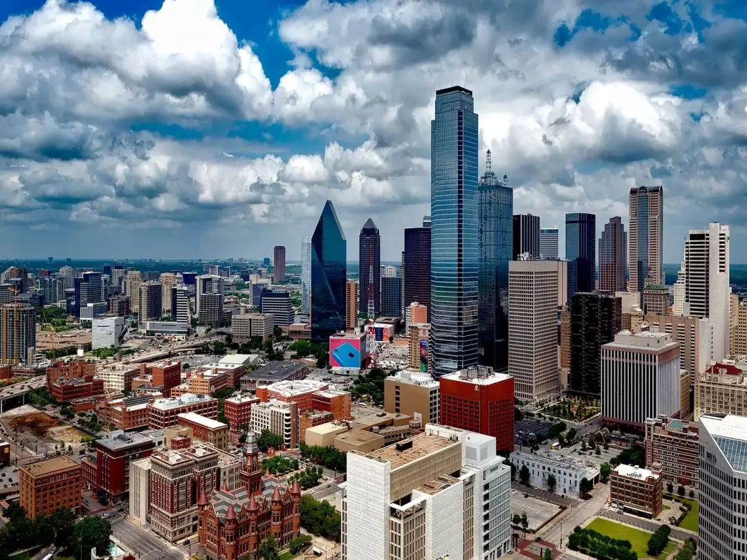 Dallas city scape image by David Mark from Pixabay