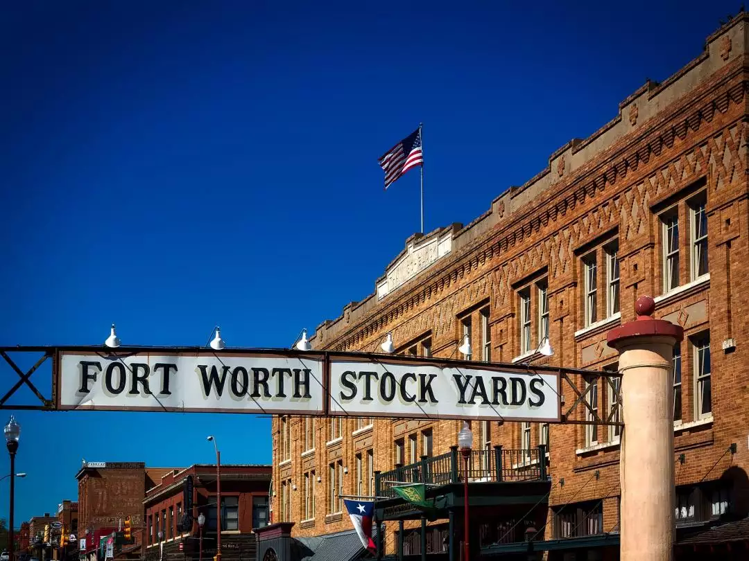 Fort Worth Stock Yards image by David Mark from Pixabay