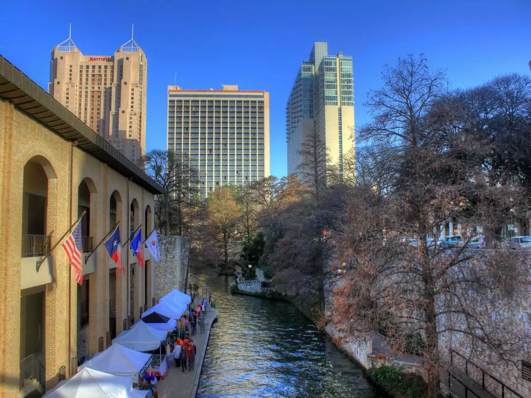 San Antonio Downtown image by Yinan Chen from Pixabay