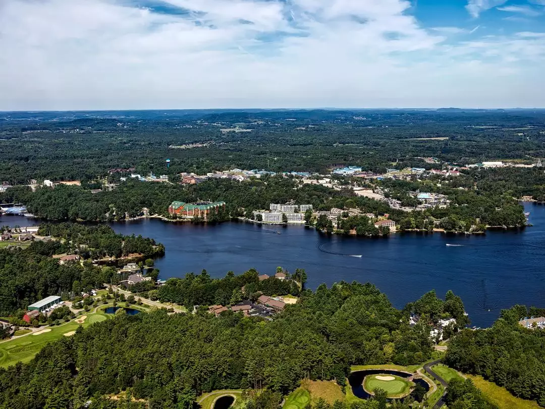 Wisconsin Dells Aerial View image by David Mark from Pixabay